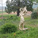 Dans Un Chateau * Les Pradeaux