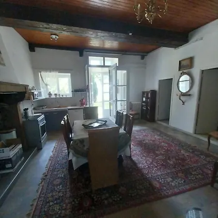 Apartmán Dans Un Chateau Les Pradeaux