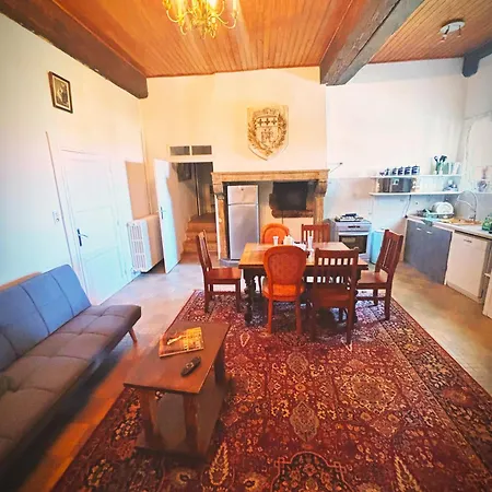 Chateau De Bethel * Les Pradeaux
