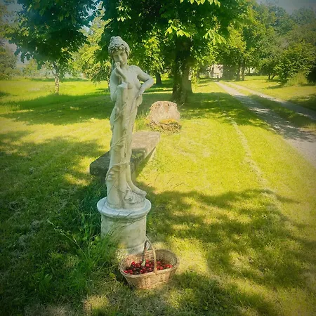 Chateau De Bethel * Les Pradeaux